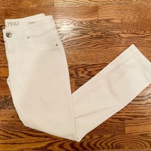 DL1961 White Emma Skinny Jeans